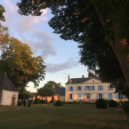 德宾泰木屋酒店 Lussault-sur-Loire 外观 照片